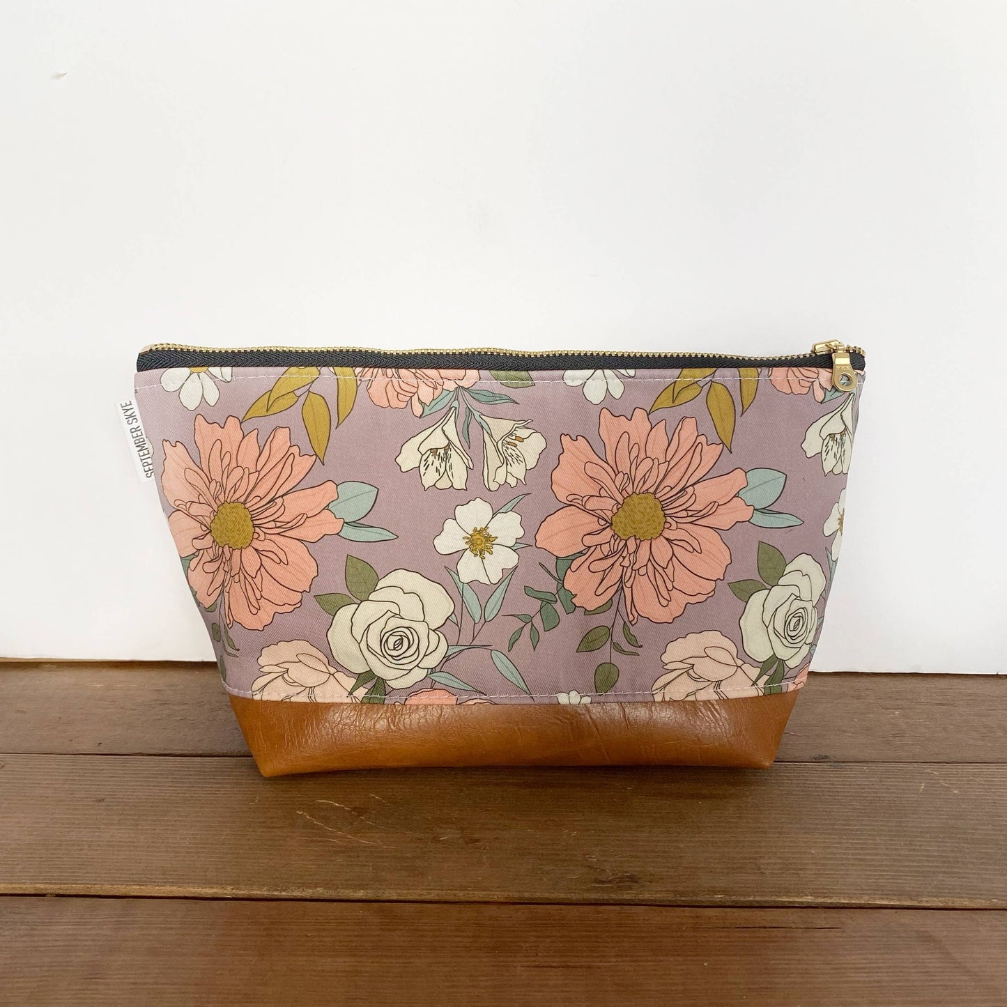 Makeup bag in purple lavender floral