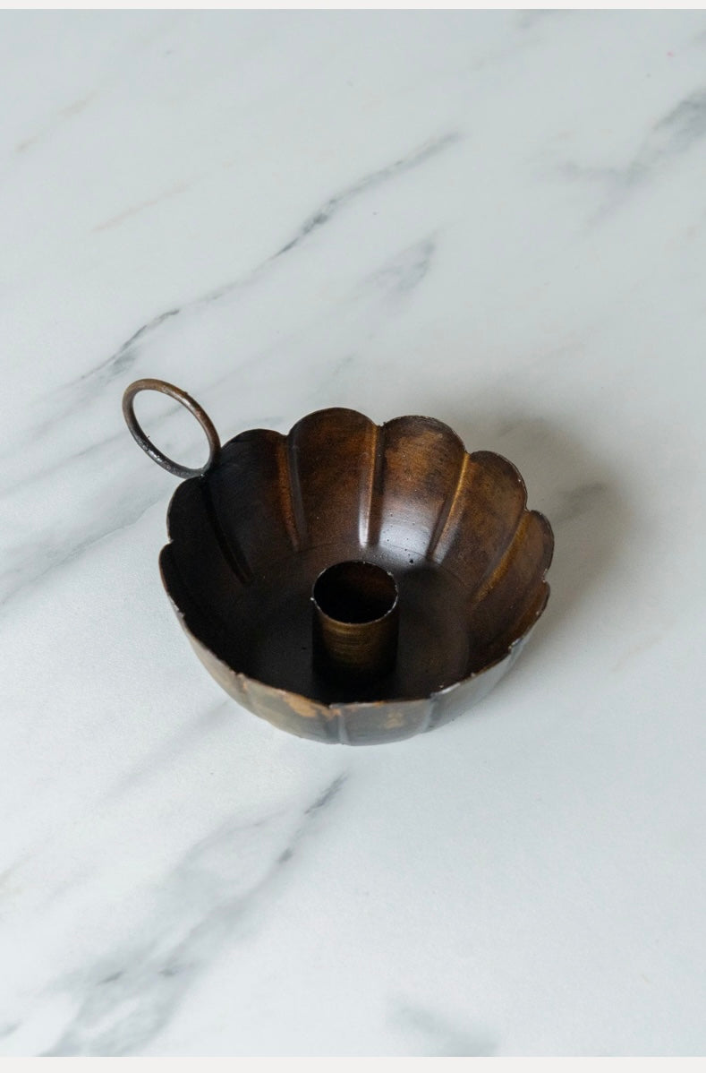 Antiqued Scallop Taper Candle Holder