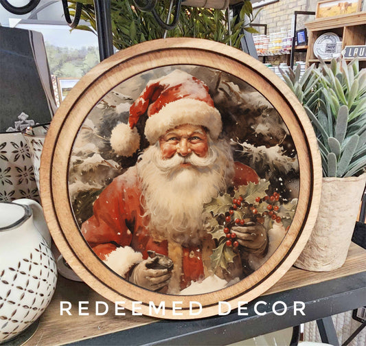 8" Round Santa With Holly Art